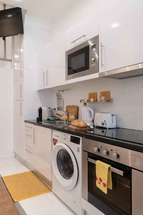 Central Apartamento 0 Ac Metro Nearby Porto Ngoại thất bức ảnh